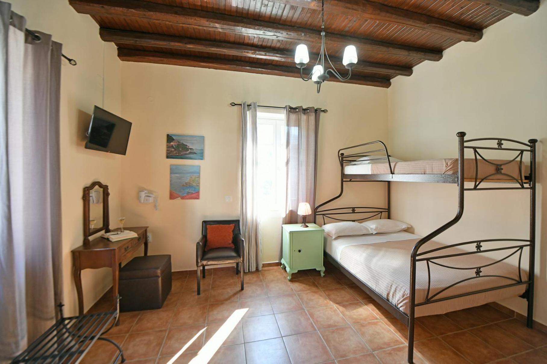 Athina Guesthouse Hydra  Exterior foto