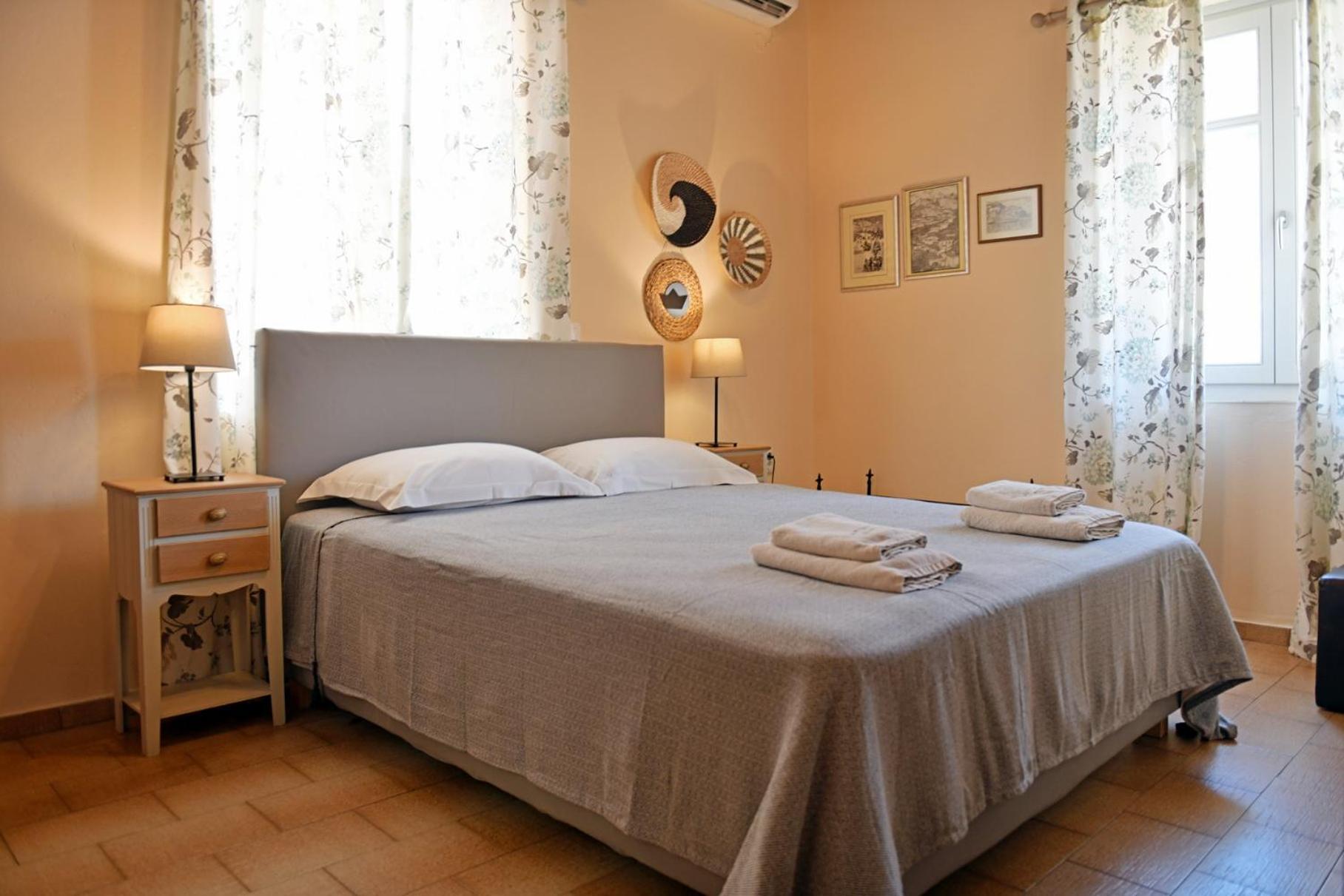 Athina Guesthouse Hydra  Exterior foto